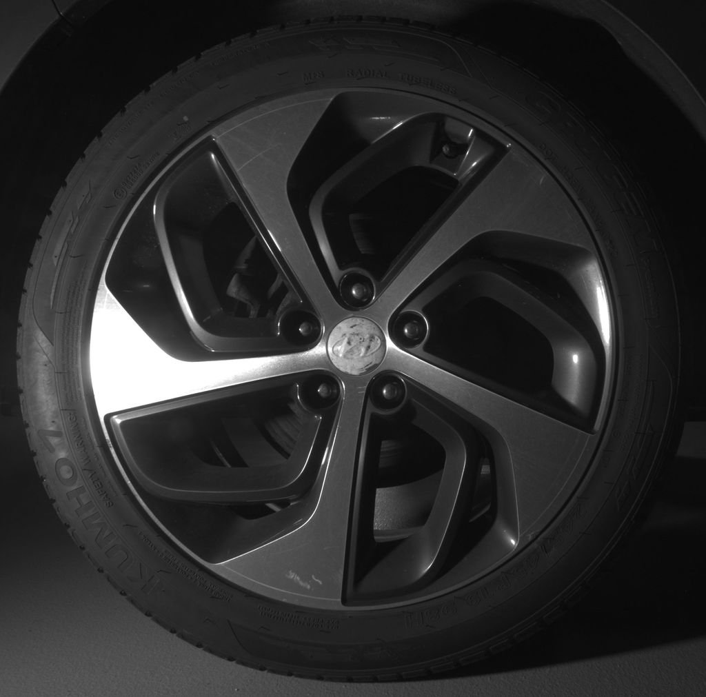 Used 2018 Red Hyundai Limited image 12