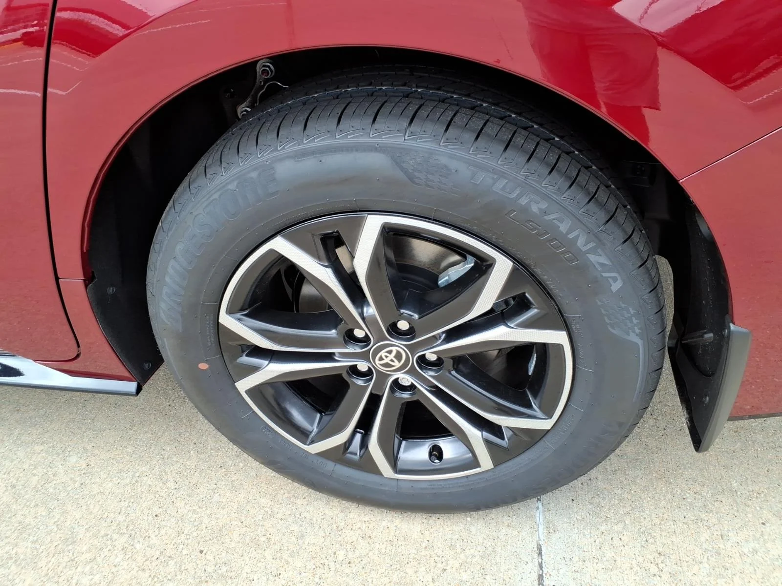 New 2026 Ruby Flare Pearl Toyota Platinum image 19