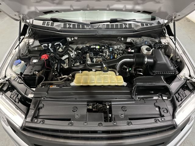 Used 2020 Silver Metallic Ford XL image 19