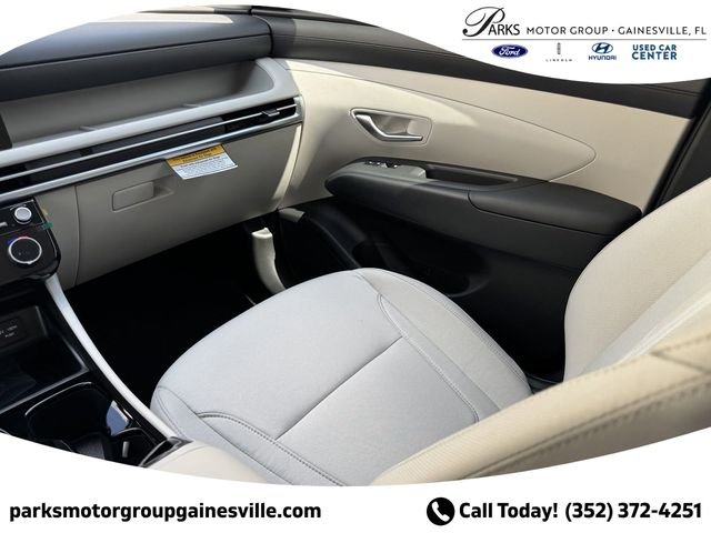 New 2025 Green Hyundai SEL image 15