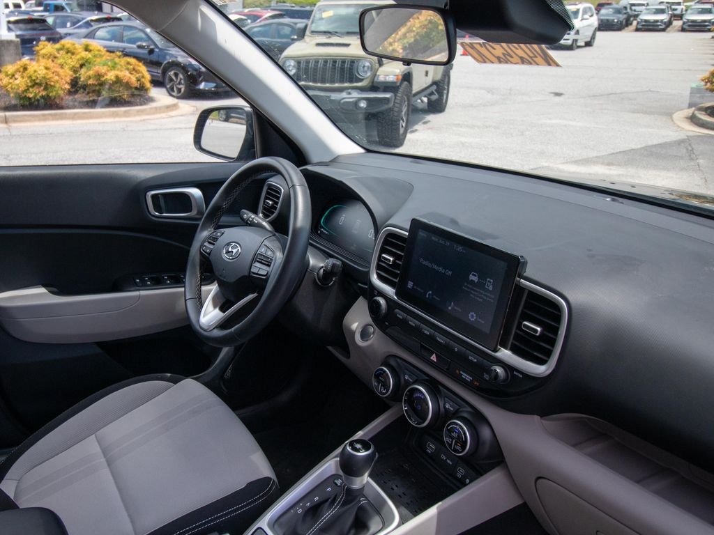 2026 Hyundai Venue SEL - Photo 19