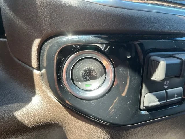 New 2026 Onyx Black GMC SLE image 35