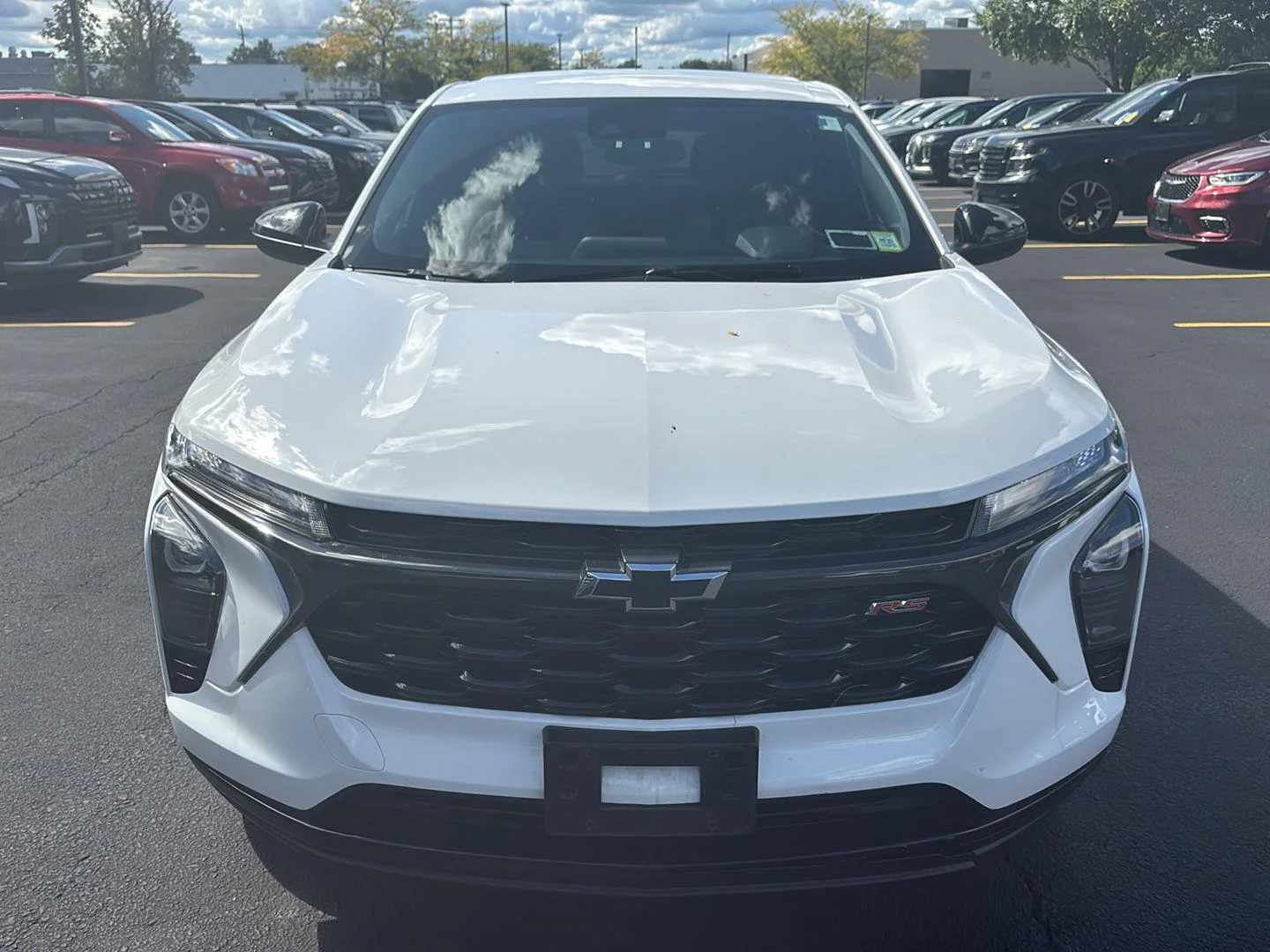 Used 2024 Summit White Chevrolet 1RS image 2