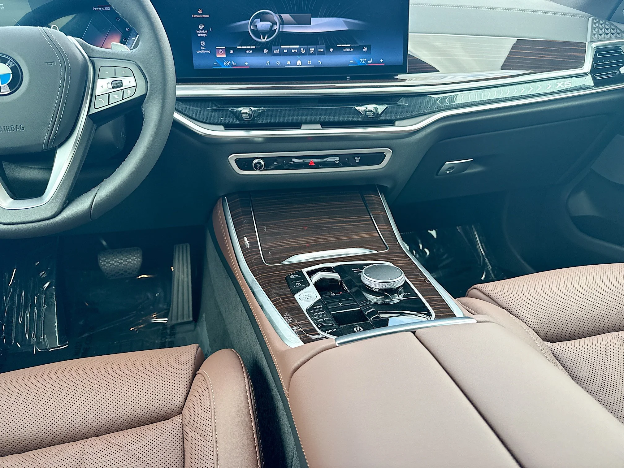 New 2026 Mineral White Metallic BMW sDrive40i image 19