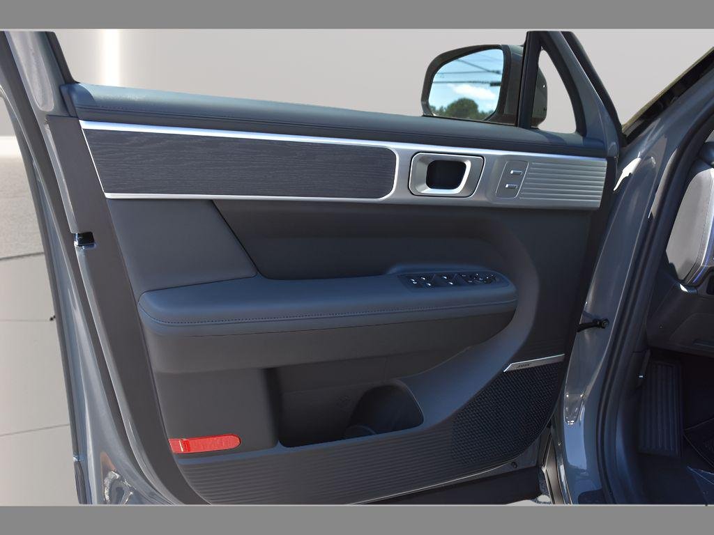 2026 Hyundai Santa Fe Limited - Photo 16