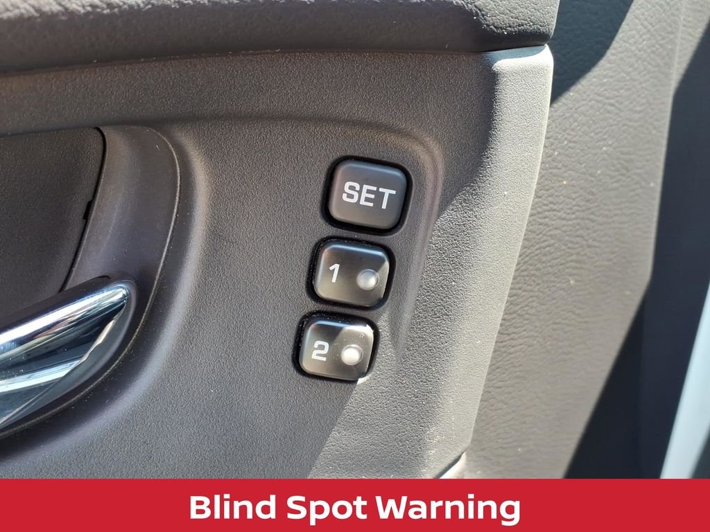 Used 2023 Pearl White Nissan SL W/PANORAMIC SUNROOF image 7