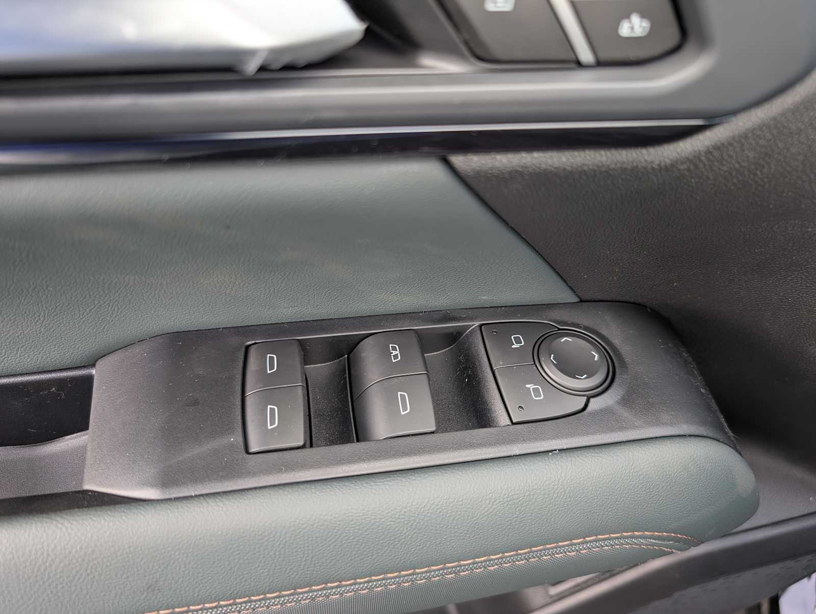 2026 GMC Terrain AT4 - Photo 31