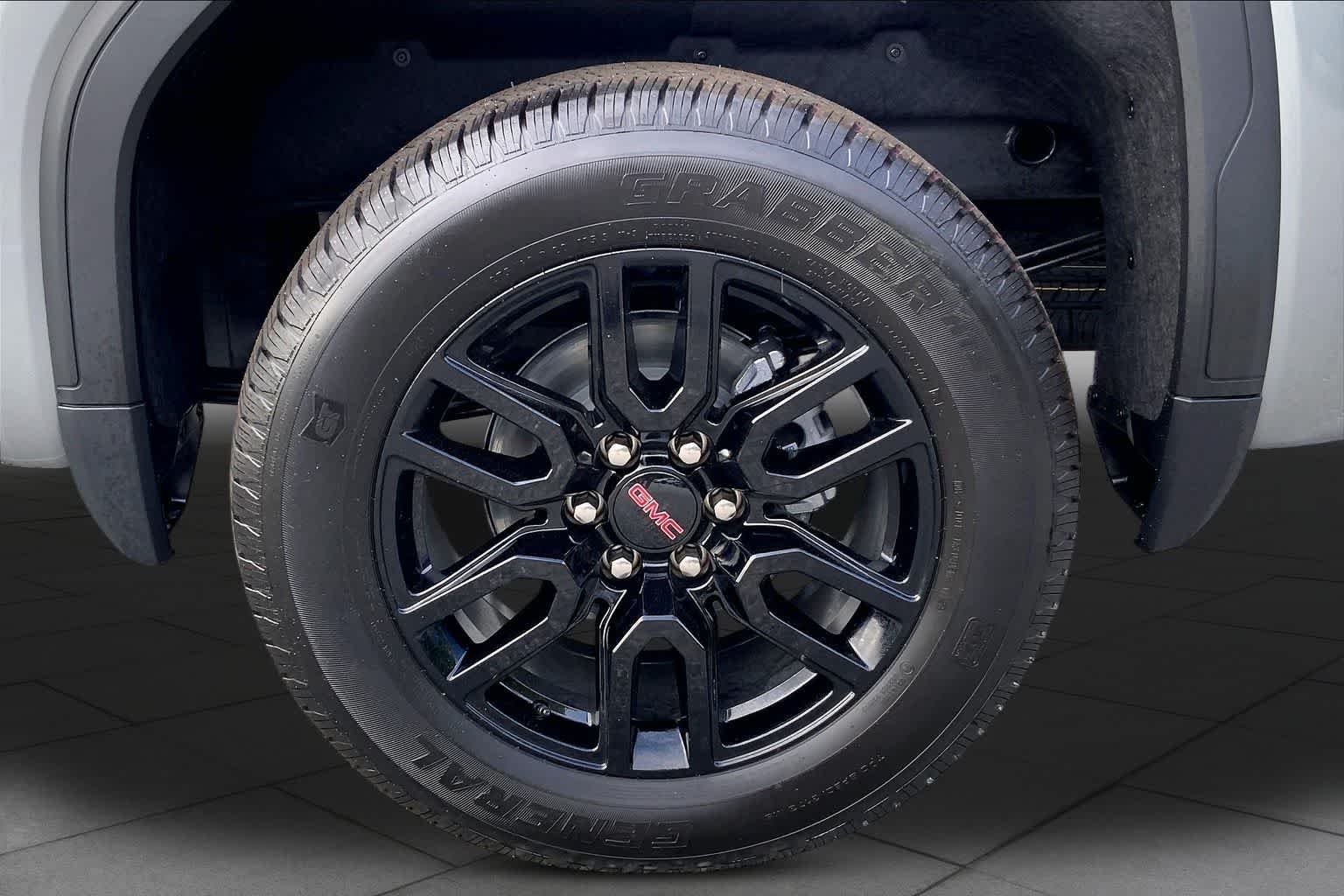 New 2026 Sterling Metallic GMC Elevation image 11