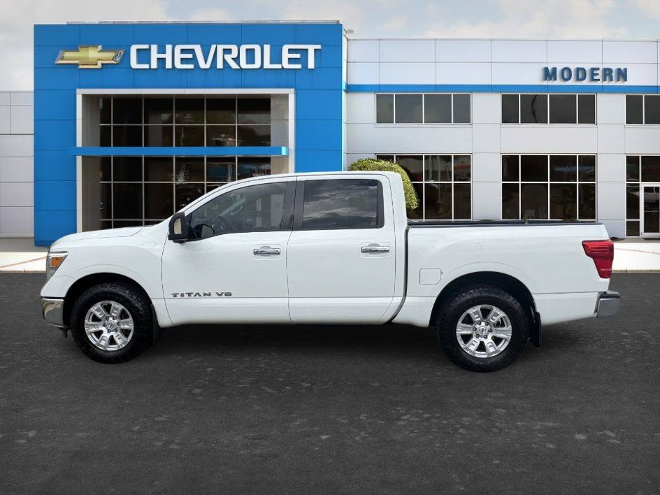 Used 2018 Glacier White Nissan SV image 2
