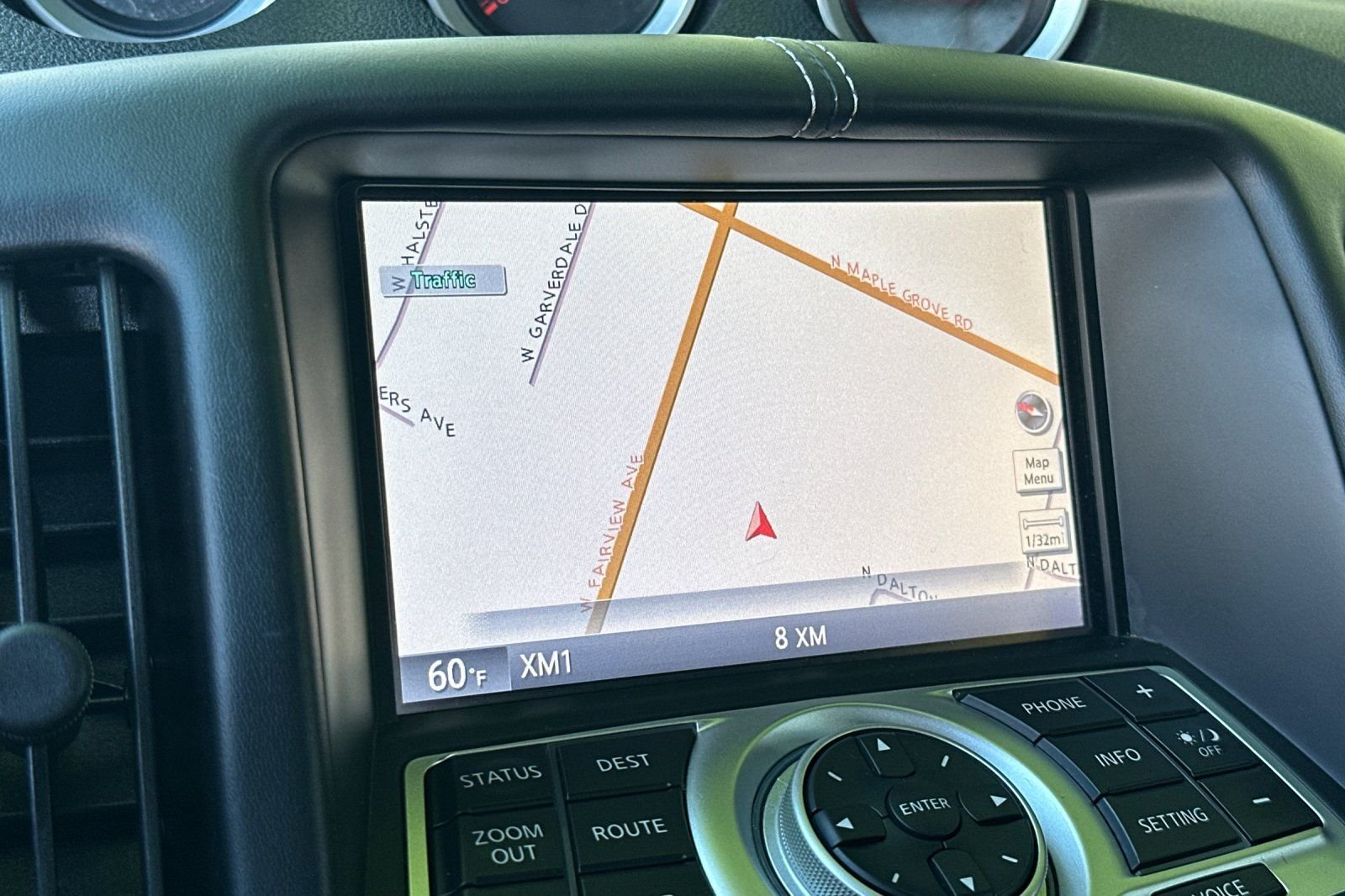 Used 2014 Red Nissan Touring image 18