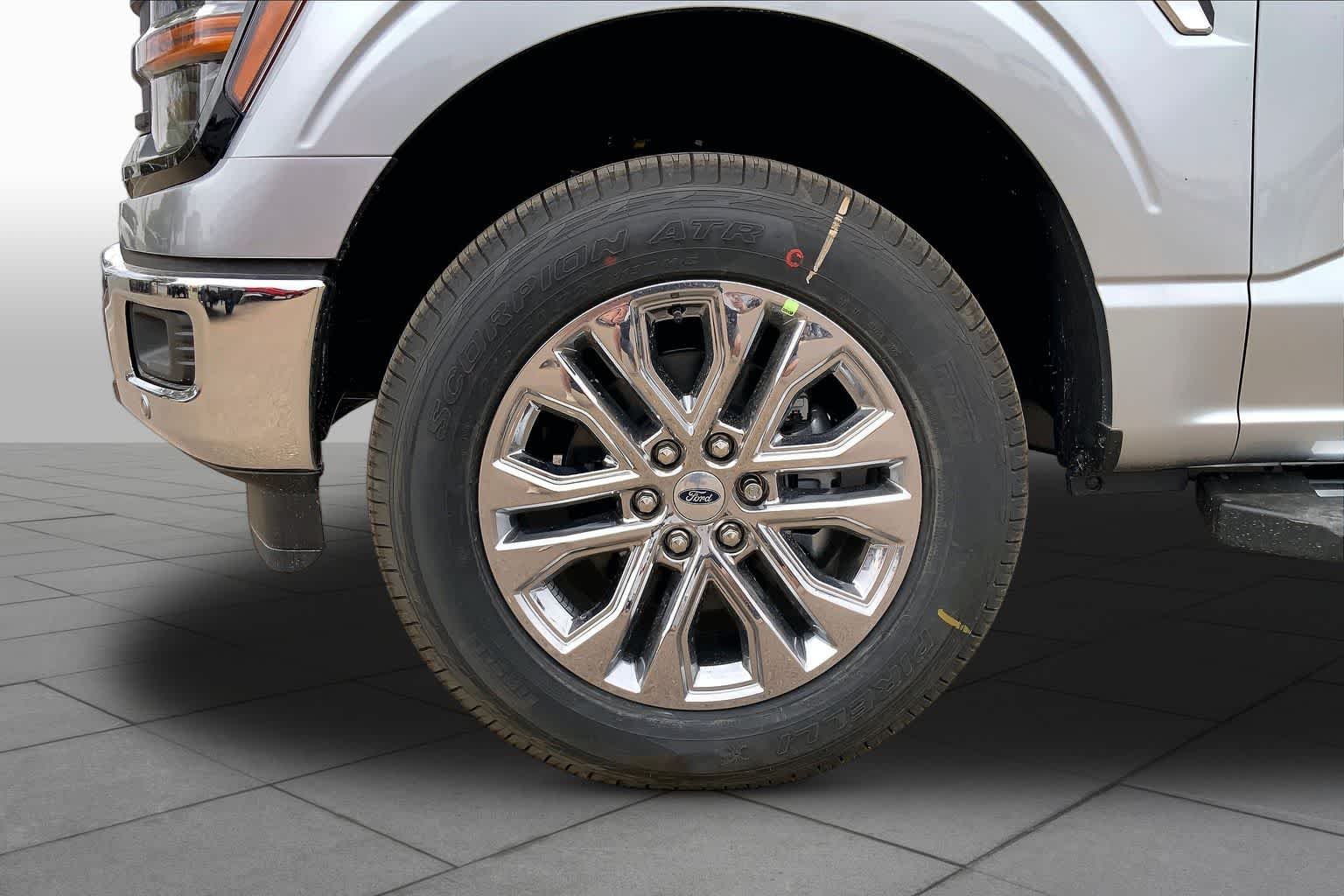 New 2026 Iconic Silver Metallic Ford XLT image 11