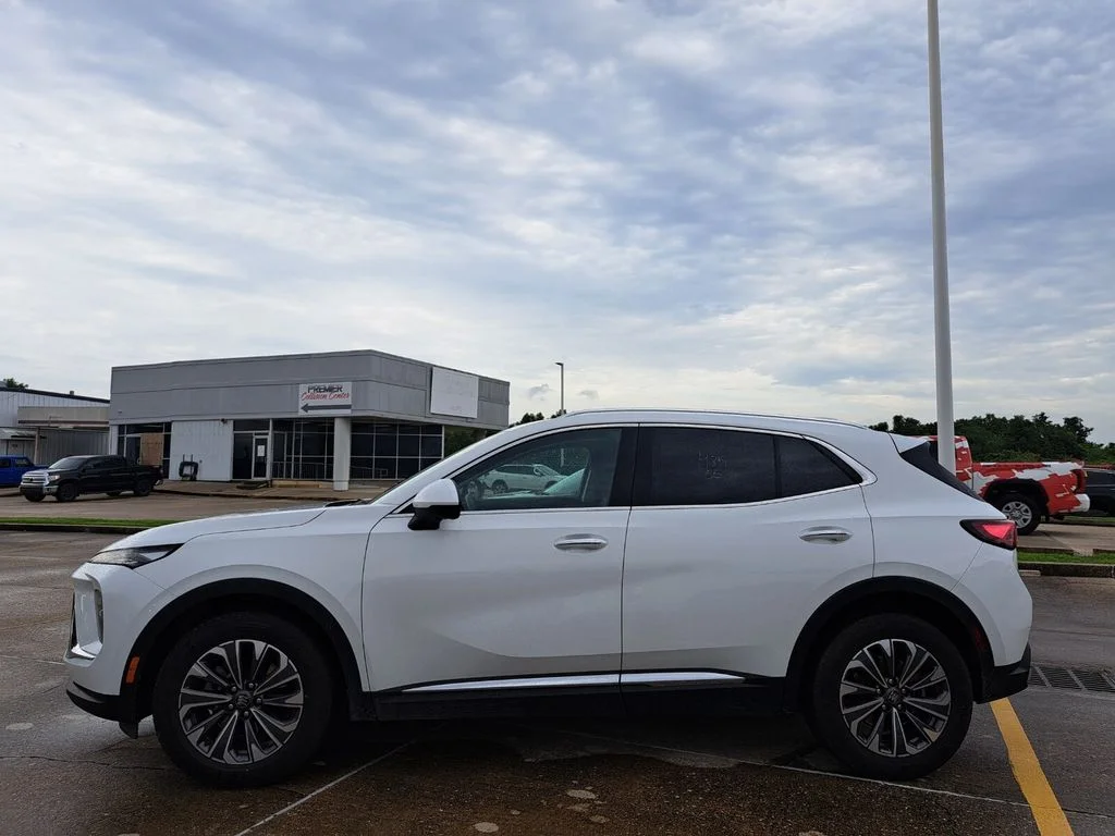 Used 2024 White Buick Preferred image 4