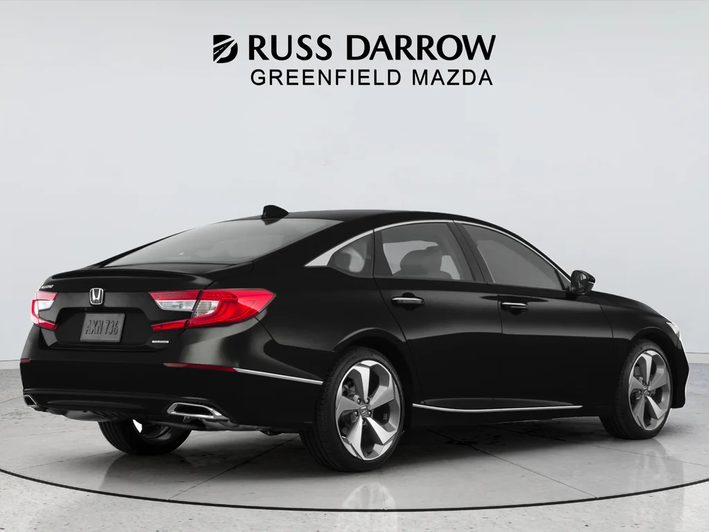 Used 2018 Black Honda Touring image 3