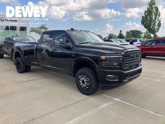 New 2026 Diamond Black Crystal Pearl-Coat Exterior Paint RAM Limited image 16