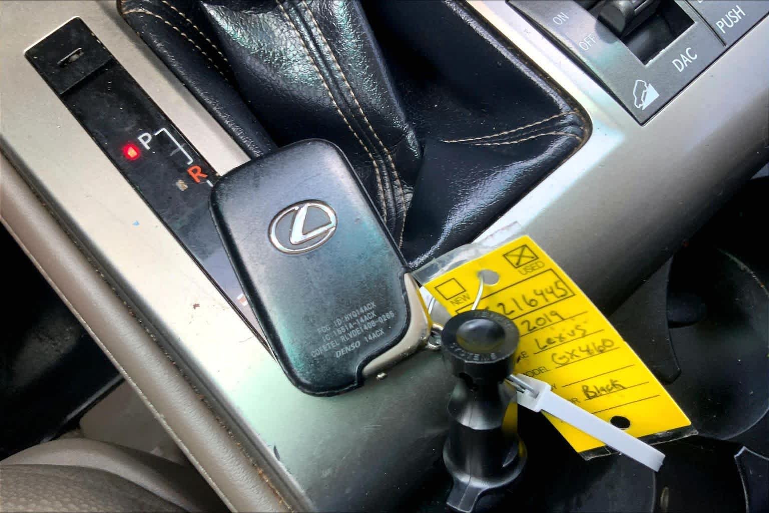 Used 2019 Black Onyx Lexus Premium image 15