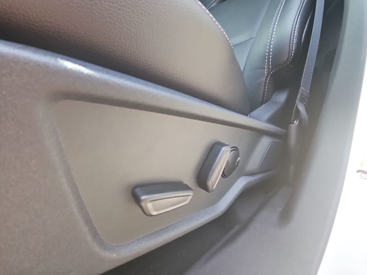 New 2026 Avalanche Gray Ford Outer Banks image 13