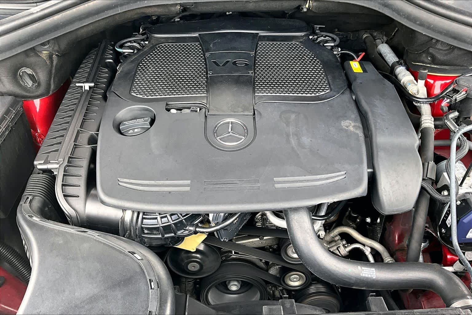 Used 2016 designo Cardinal Red Metallic Mercedes-Benz GLE 350 image 33