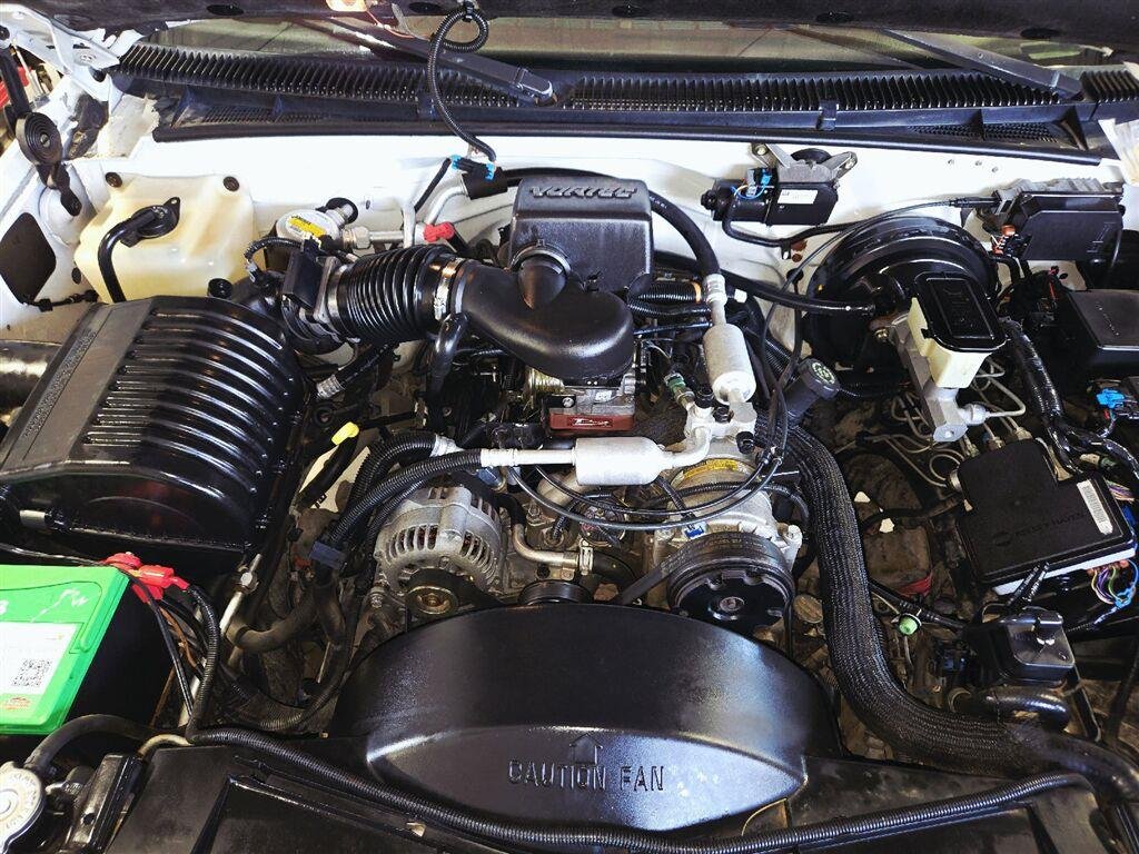 Used 1999 Summit White GMC BASE image 48
