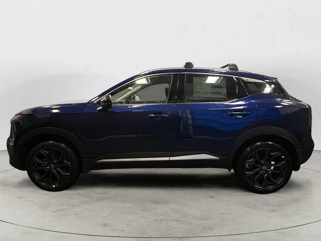 New 2026 Deep Blue Pearl Nissan SR image 2