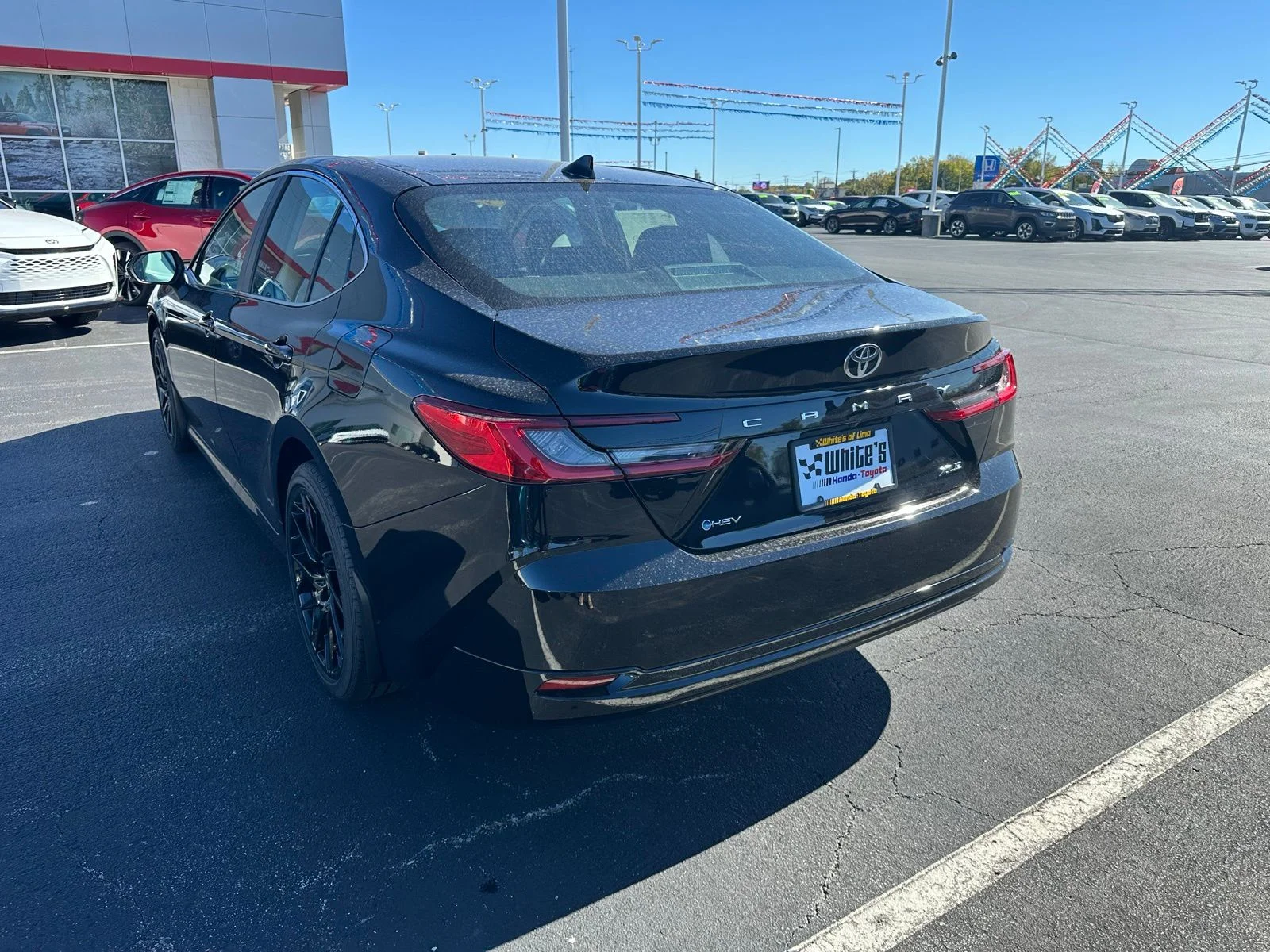 2026 Toyota Camry XLE - Photo 3