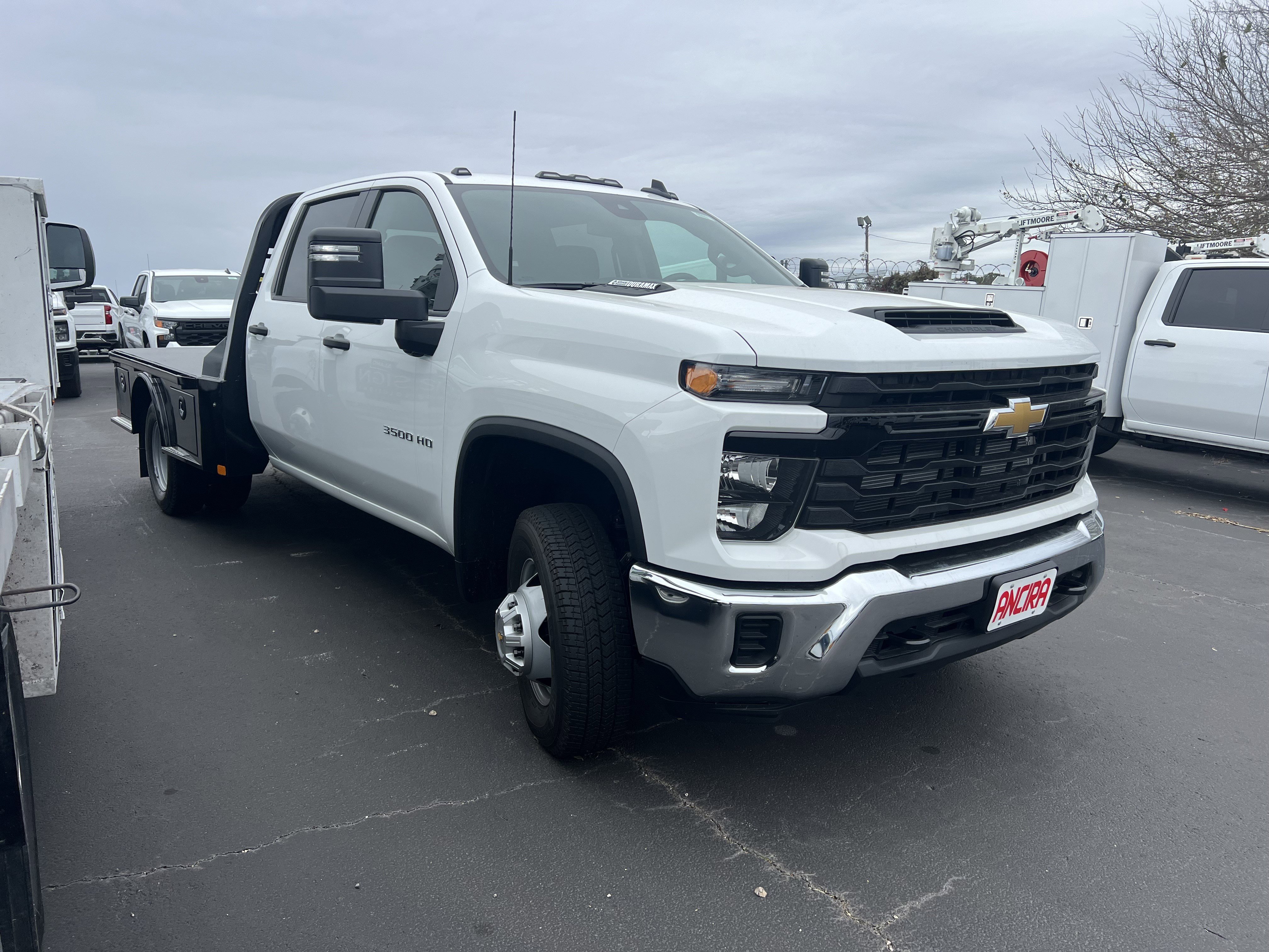 2026 Chevrolet Silverado 3500 HD Work Truck - Photo 9