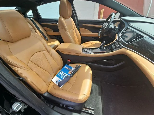 Used 2019 Black Buick Essence image 30