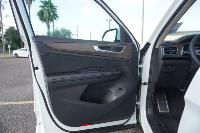 New 2026 Opal White Pearl Volkswagen 2.0T SEL Premium R-Line image 16