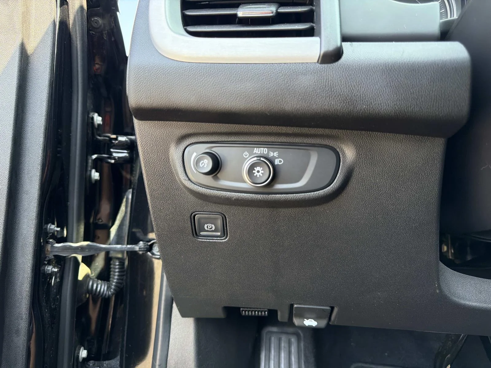 2020 GMC Terrain SLE - Photo 19