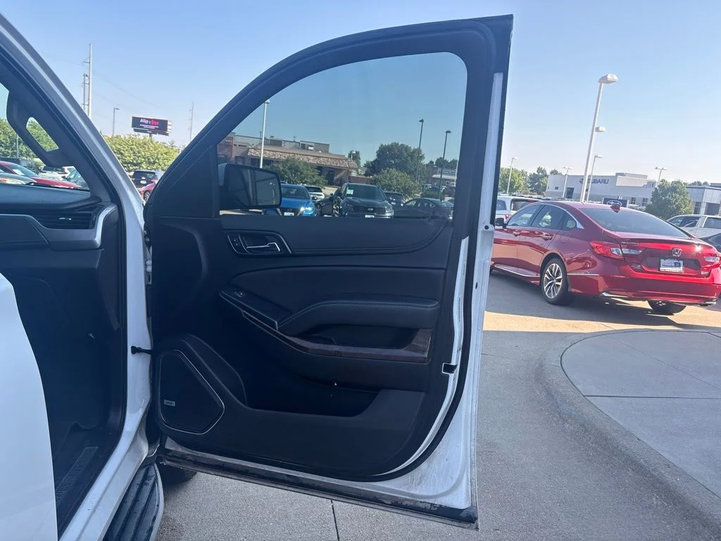 Used 2019 White Chevrolet LT image 25