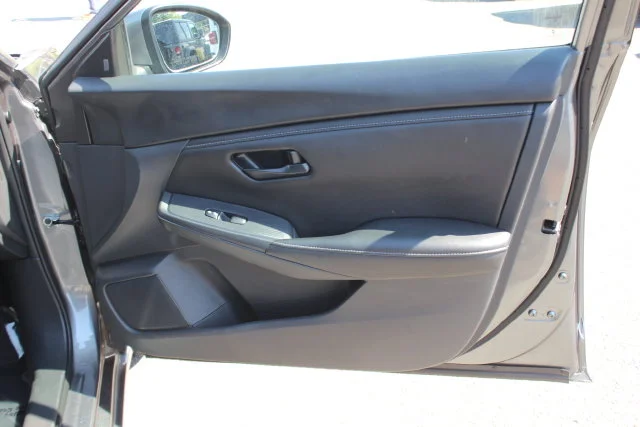 Used 2025 Gray Nissan S image 28