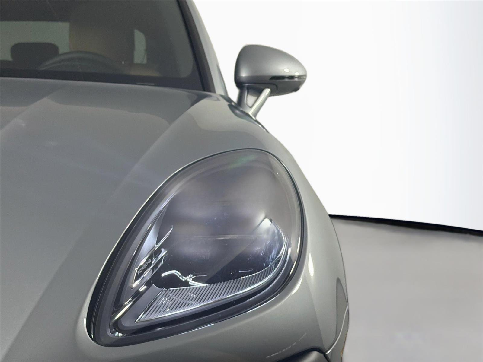New 2026 Dolomite Silver Metallic Porsche  image 15