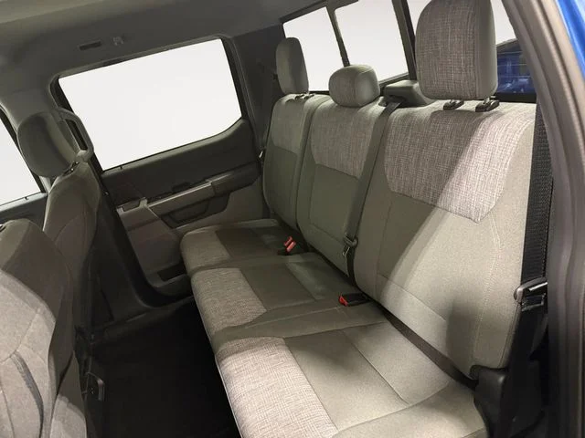 Used 2023 Blue Ford XLT image 13
