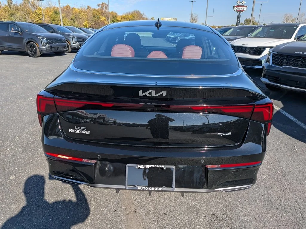 New 2027 Aurora Black Pearl Kia GT-Line image 33