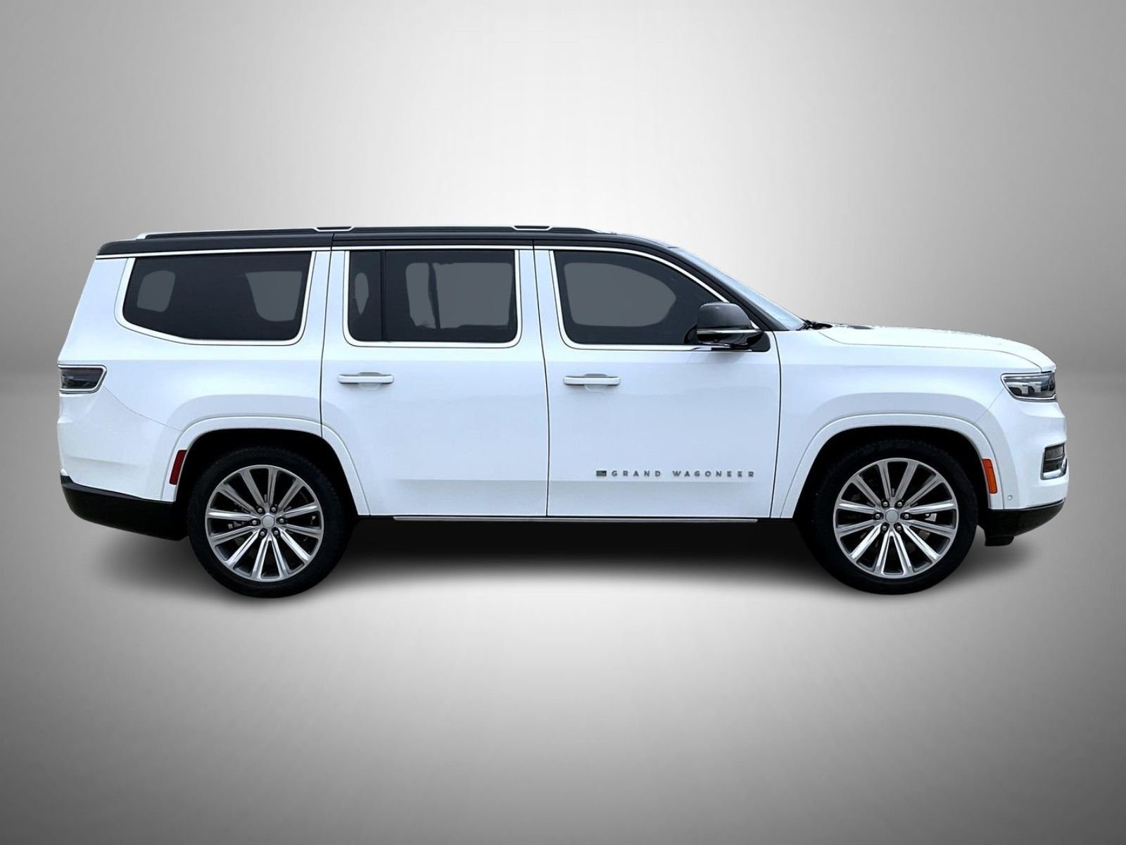 Used 2023 White Jeep Series II image 4