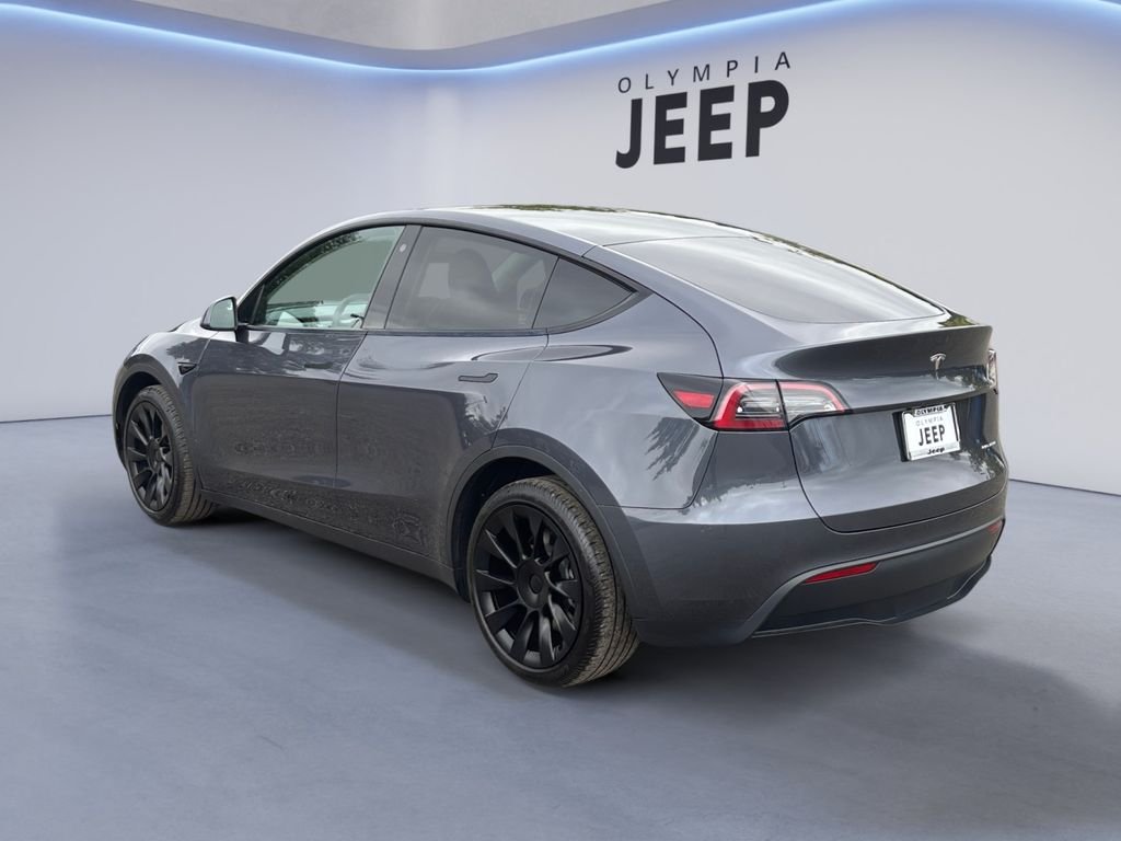 Used 2023  Tesla Long Range image 3