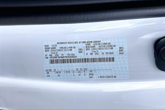 New 2026 Oxford White Ford XL image 9