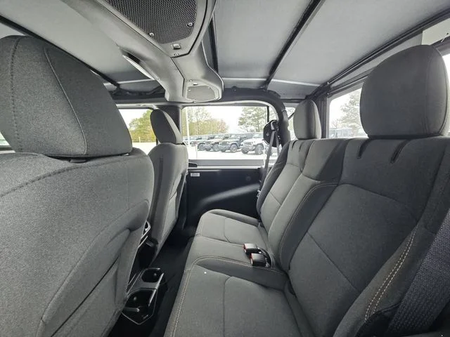 New 2026 Bright White Clear-Coat Exterior Paint Jeep Sport image 9