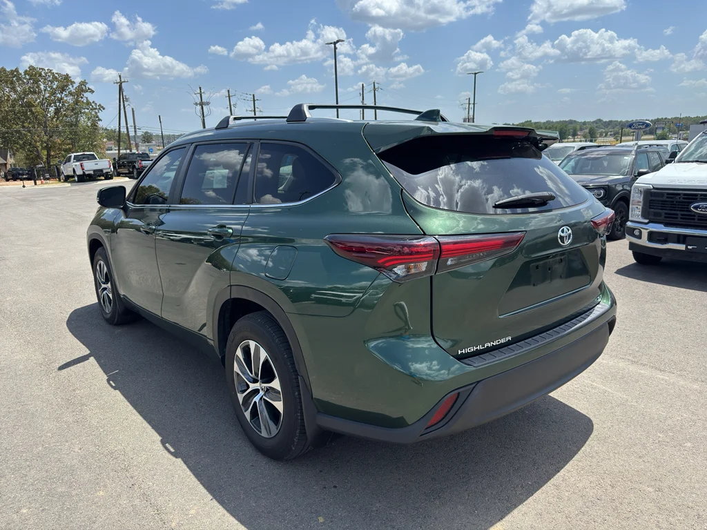 Used 2024 Cypress Toyota XLE image 7