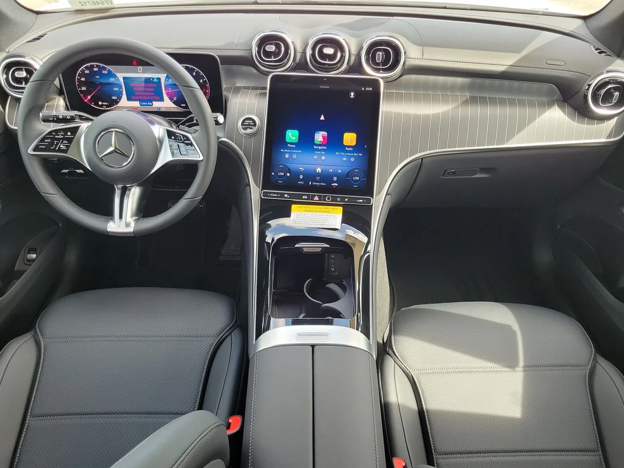 New 2027 Polar White Mercedes-Benz GLC 300 image 13