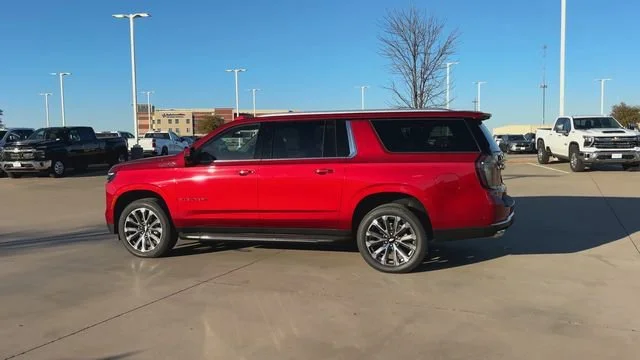 2026 Chevrolet Suburban High Country - Photo 9