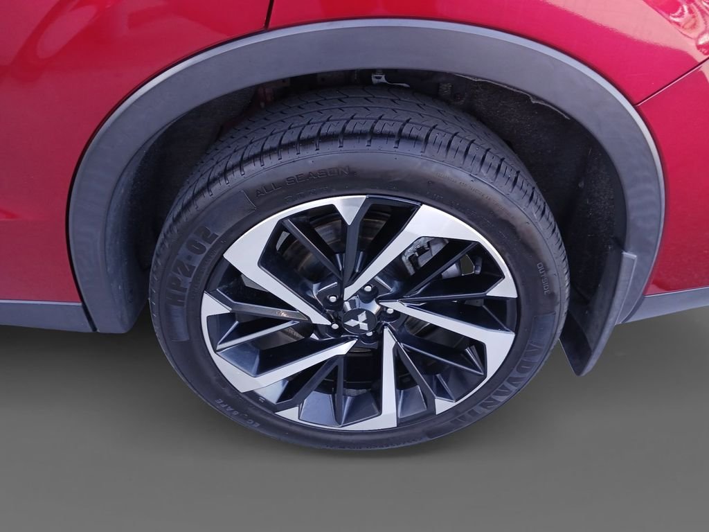Used 2022 Red Mitsubishi ES image 8