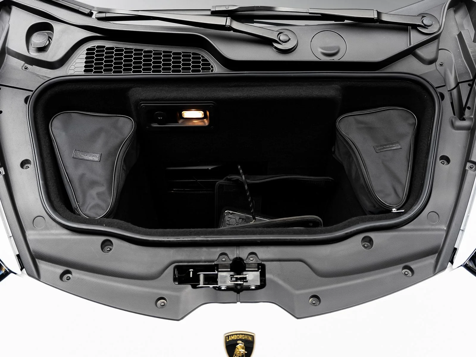 Used 2017 White Lamborghini  image 56