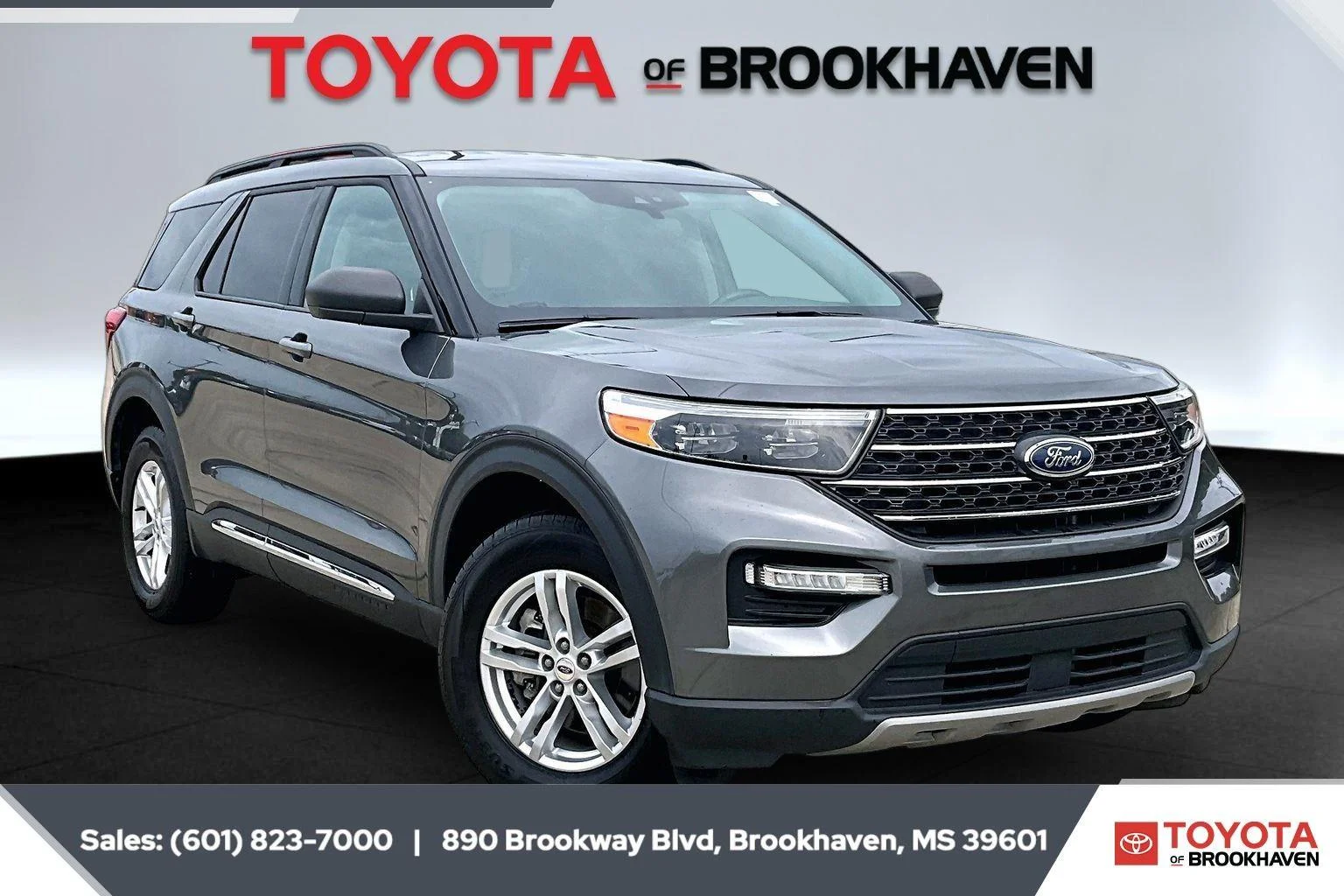 Used 2023 Carbonized Gray Ford XLT image 1