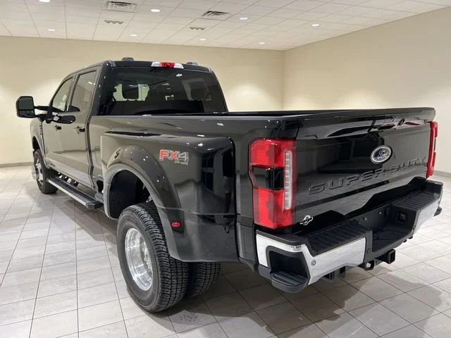 New 2026 Black Ford Lariat image 3