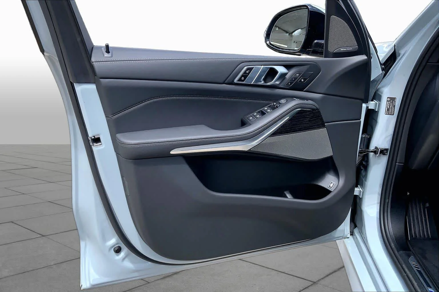 New 2026 Brooklyn Grey Metallic BMW xDrive50e image 10