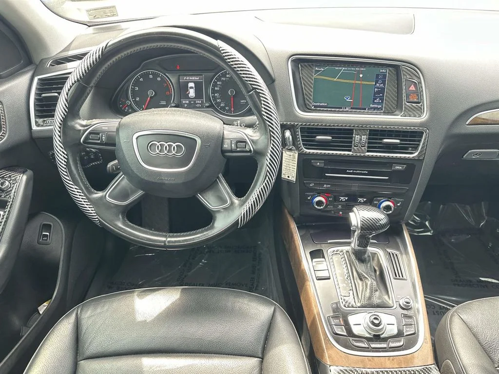 Used 2016 Silver Metallic Audi 2.0T Premium image 19