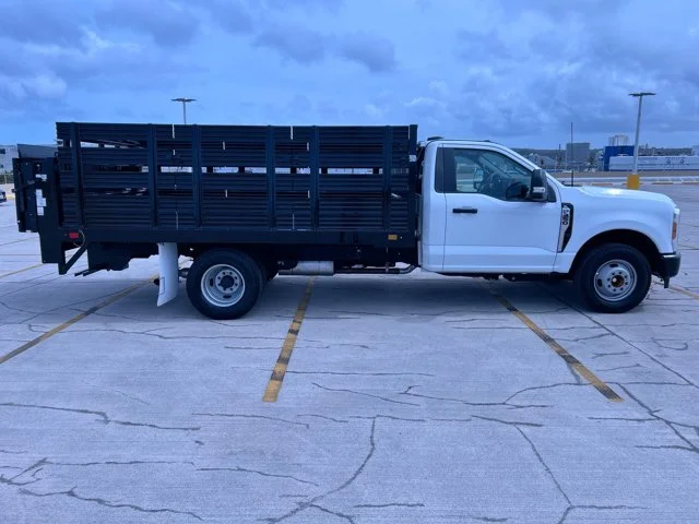 New 2025 OXFORD WHITE Ford XL 12ft Stakebed GVWR 14,000lbs w/Tommy Lift Gate image 6