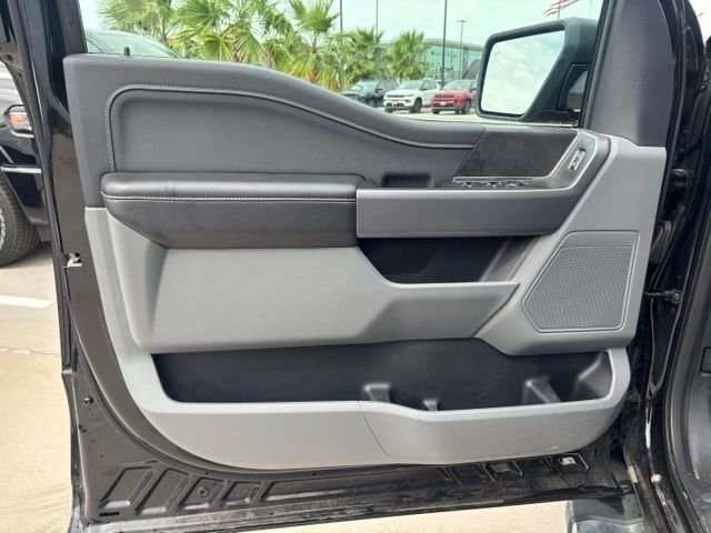 Used 2025 Black Ford XLT image 9