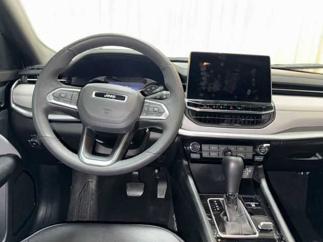 2025 Jeep Compass Limited - Photo 15