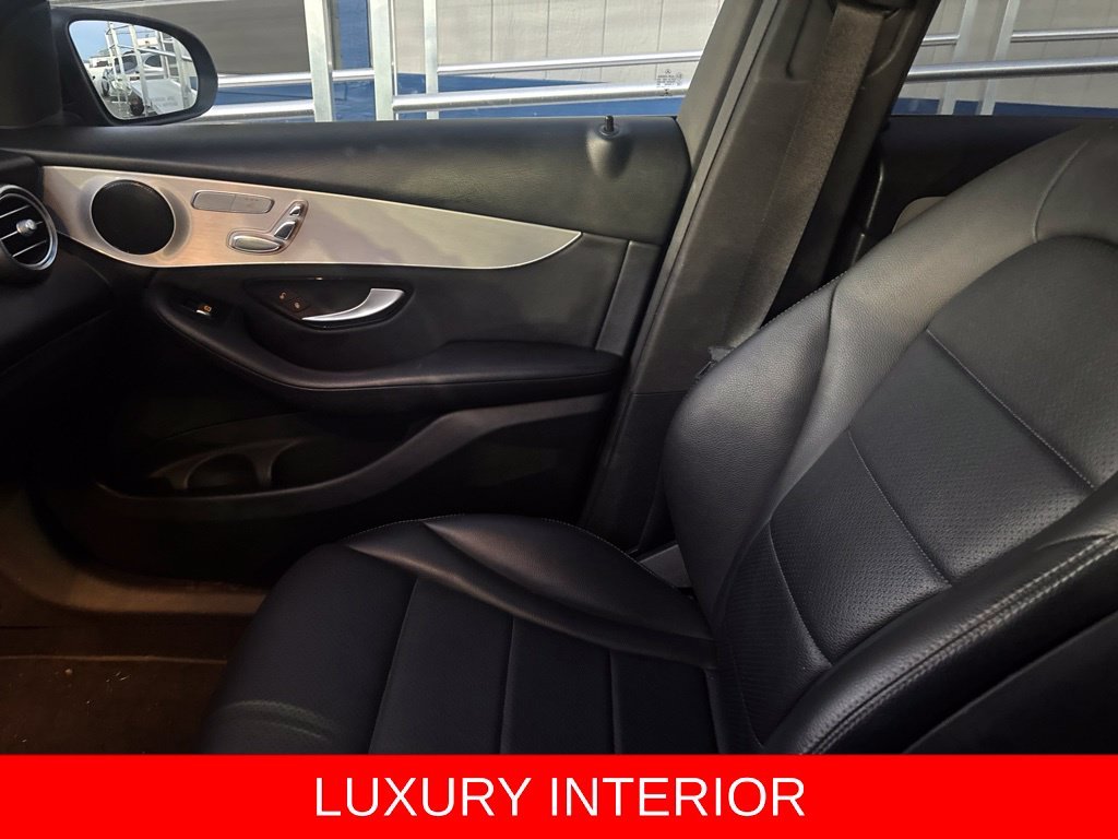 Used 2022 Black Mercedes-Benz GLC 300 image 14